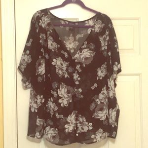 Torrid Short Sleeve Button Down Blouse